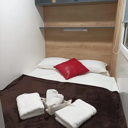 New! Mobile Domina Near The With Shared Pool *