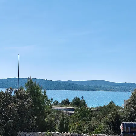 New! Mobile Domina Near The With Shared Pool Holiday home *