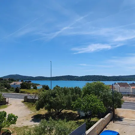 Dom wakacyjny New! Mobile Domina Near The With Shared Pool